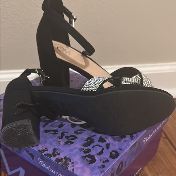 Dressy sandals - Picture 3 of 3